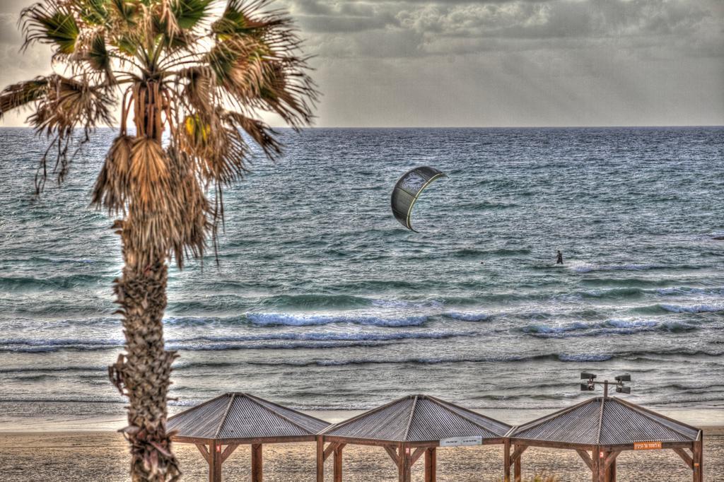 Sunset Beach Apartments Tel Awiw Zewnętrze zdjęcie