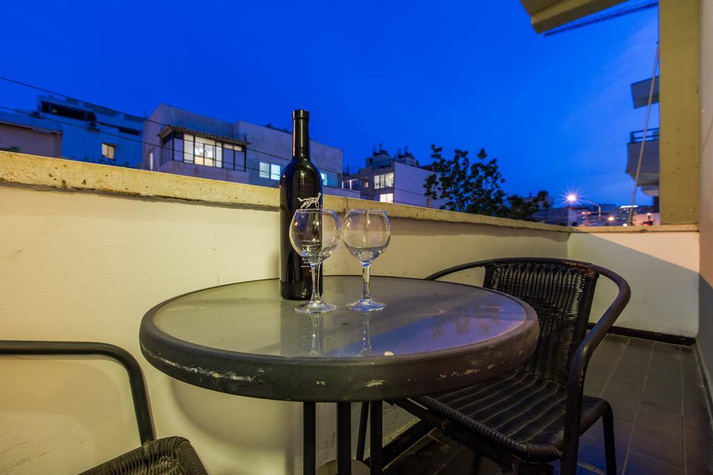 Sunset Beach Apartments Tel Awiw Zewnętrze zdjęcie
