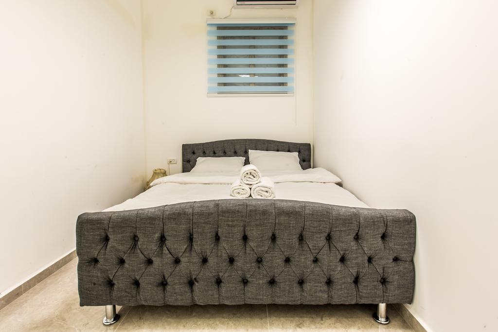 Sunset Beach Apartments Tel Awiw Zewnętrze zdjęcie