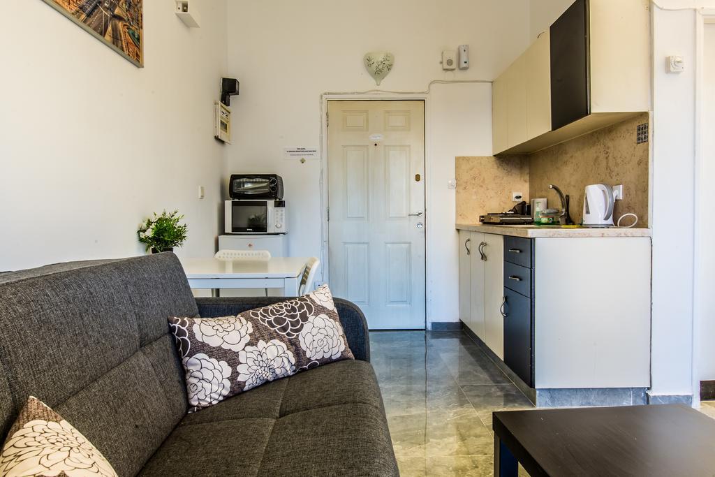 Sunset Beach Apartments Tel Awiw Zewnętrze zdjęcie